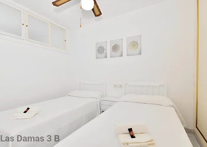 Damas 3b Front - Pool & Parking Lägenhet *